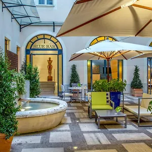 Empire 4*, Rom Italien